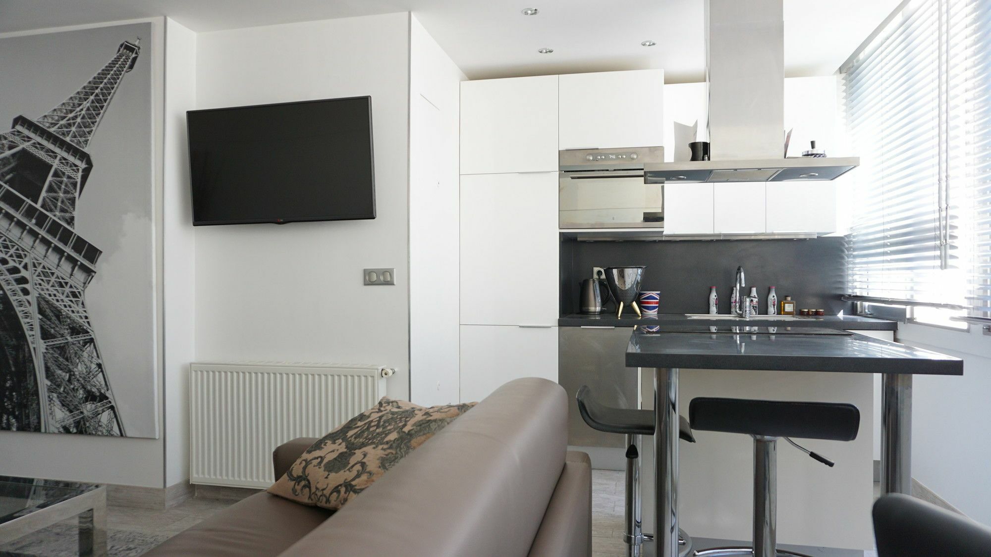 Appartement Faubourg Saint-honore - - 8 Paris